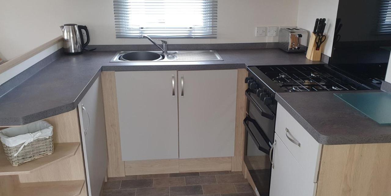 Ksr Hot Tub Holiday Home At Tattershall Lakes מראה חיצוני תמונה